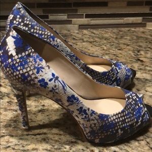 Guess Pumps Size 11